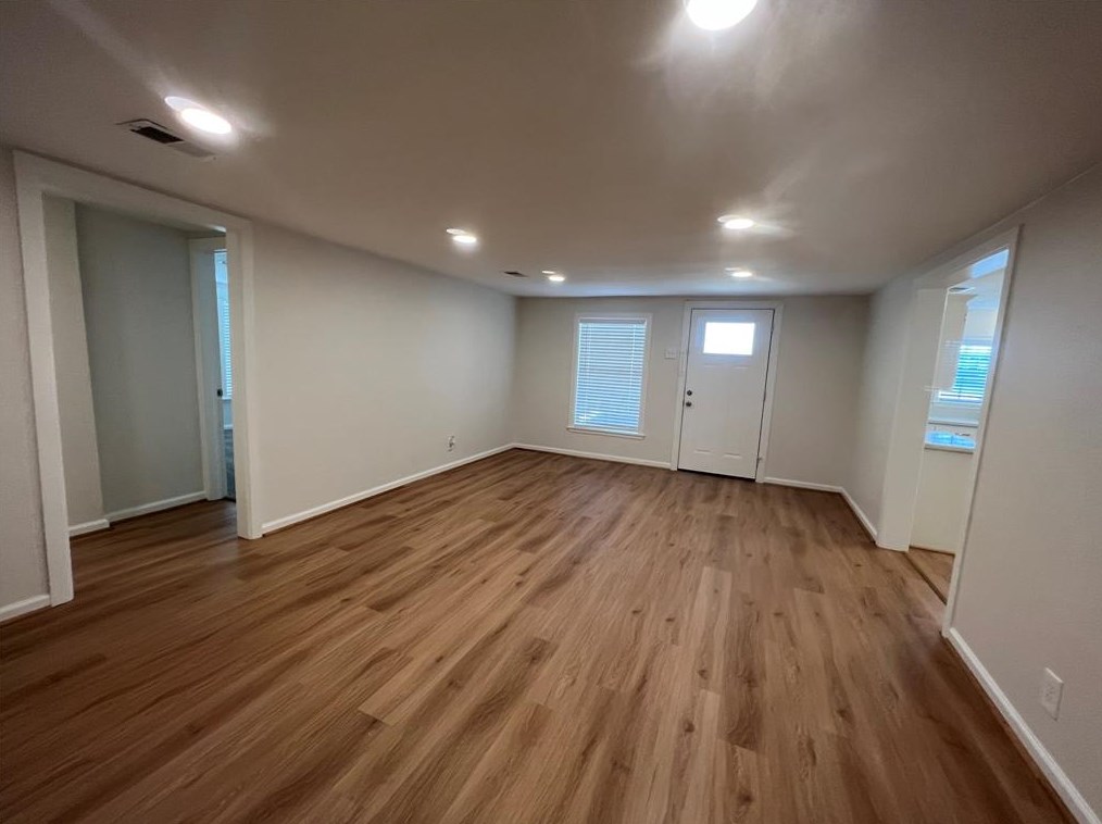 902 N Hackberry St, Sugar Valley, TX 77480