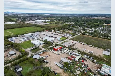 270 E Anderson Road, Houston, TX 77047 - Photo 16