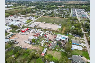 270 E Anderson Road, Houston, TX 77047 - Photo 1