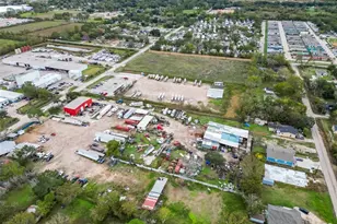 270 E Anderson Rd, Houston, TX 77047 - Photo 1