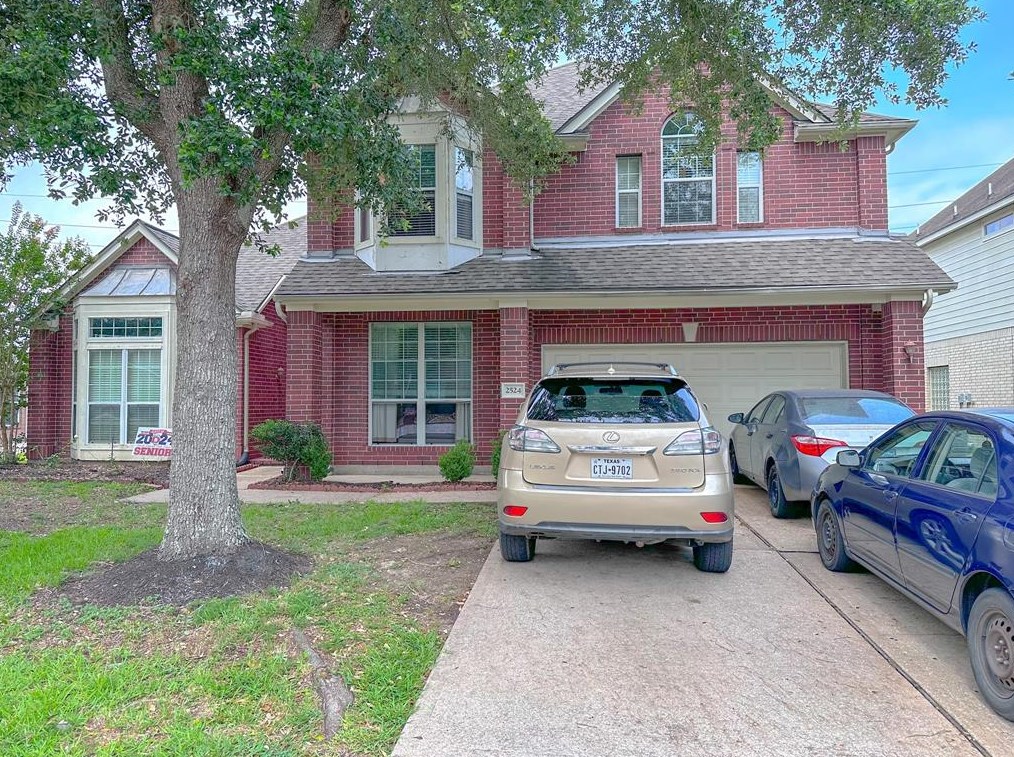 2524 Sunrise Harbor Ln, Pearland, TX 77584-3247