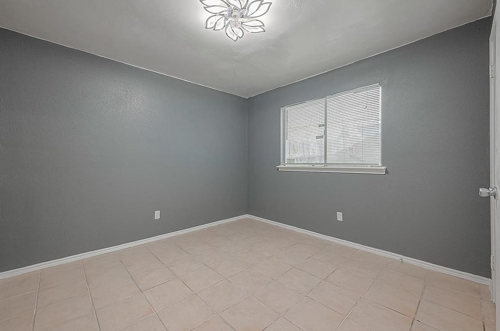 7631 Alegria Dr, Houston TX  77083-3697 exterior