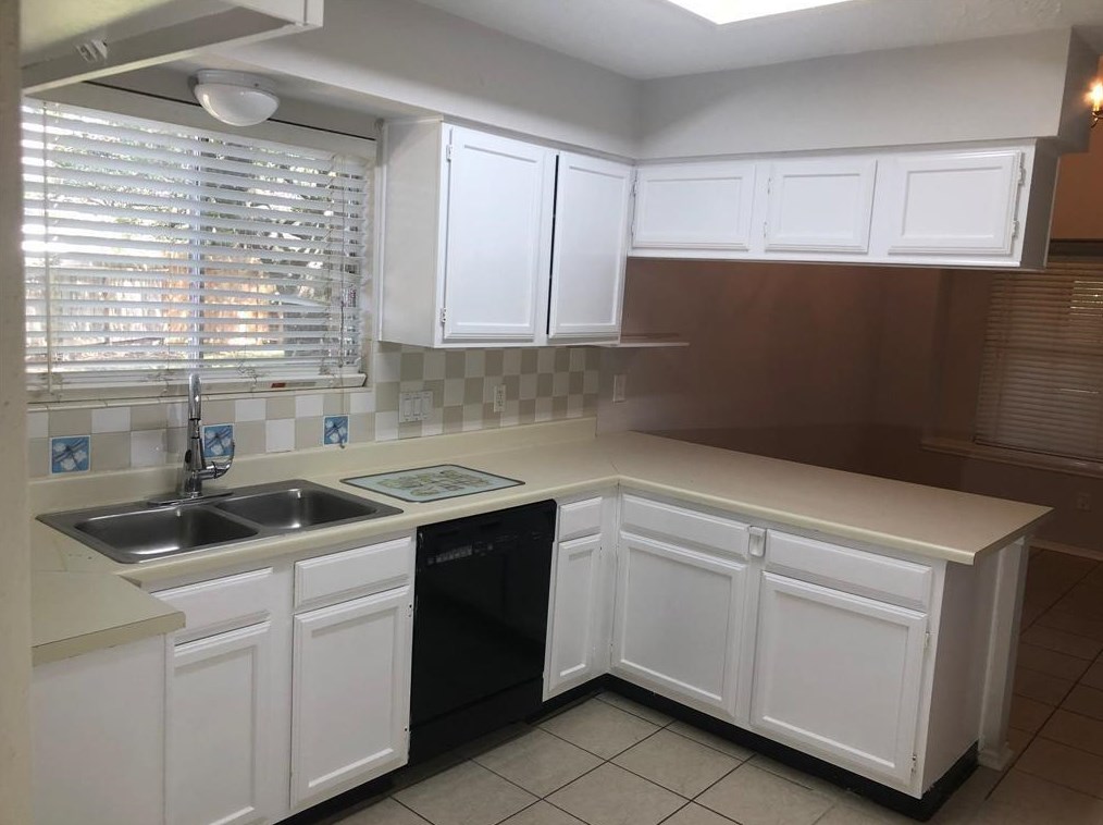 14714 Windfern Forest Dr, Houston TX  77040-2928 exterior