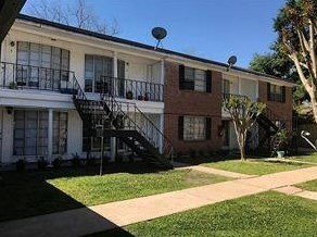 404 S Hood St #7, Alvin, TX 77511