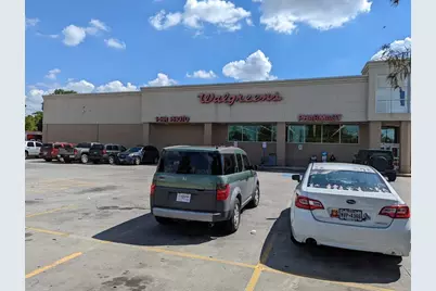 10135 Fulton, Houston, TX 77076 - Photo 4