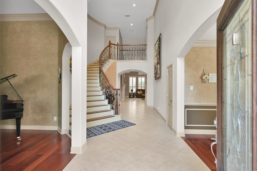 1407 Earlington Manor Ct, Spring TX  77379-7429 exterior