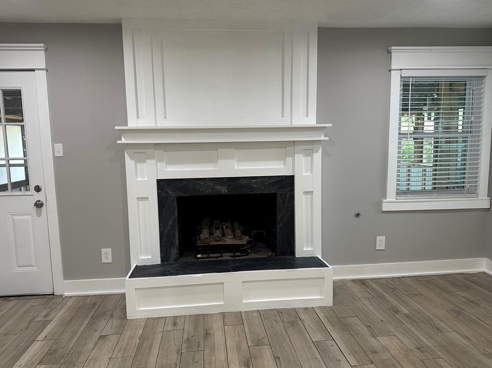 228 Oak Manor Dr, Alvin, TX 77511