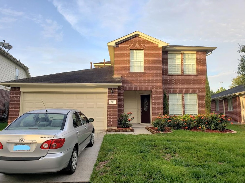9410 Stoneridge Canyon Ln, Houston, TX 77089