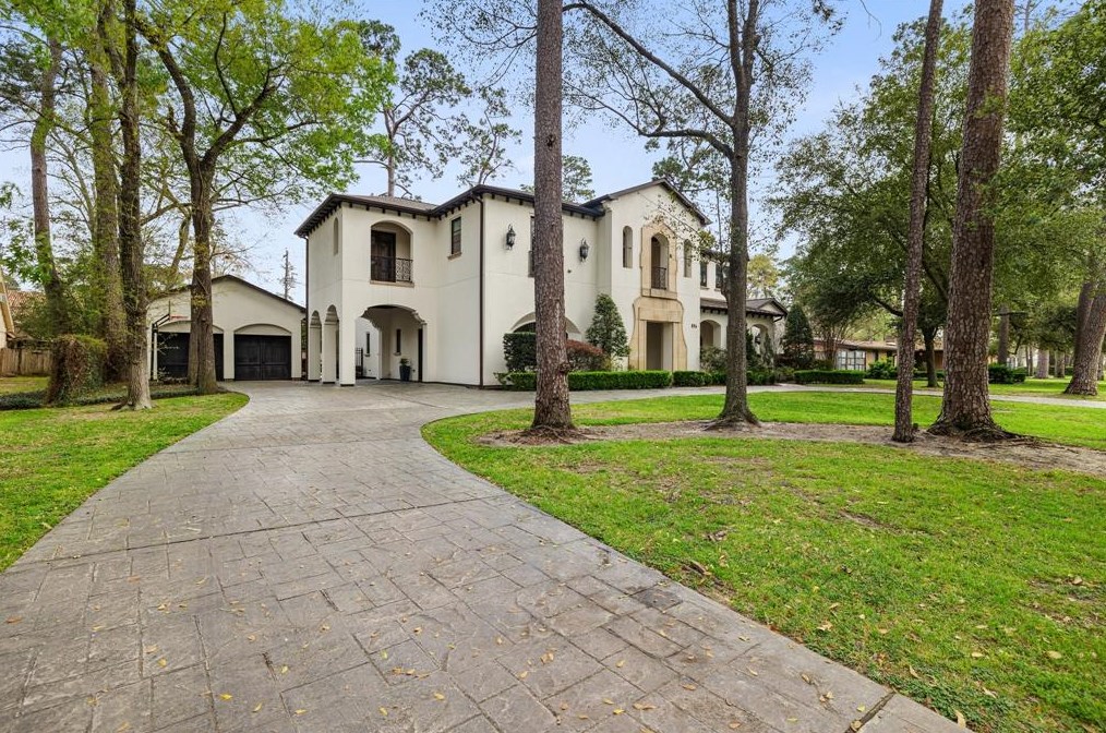 826 Flint River Dr, Houston, TX 77024-3108