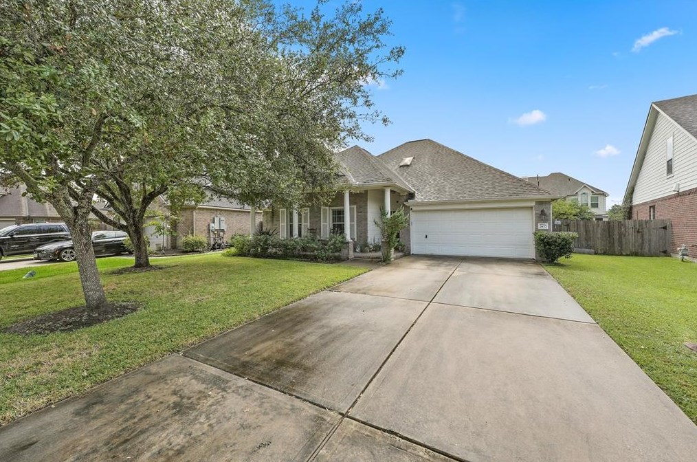 2977 Golden Cape Dr, League City, TX 77573