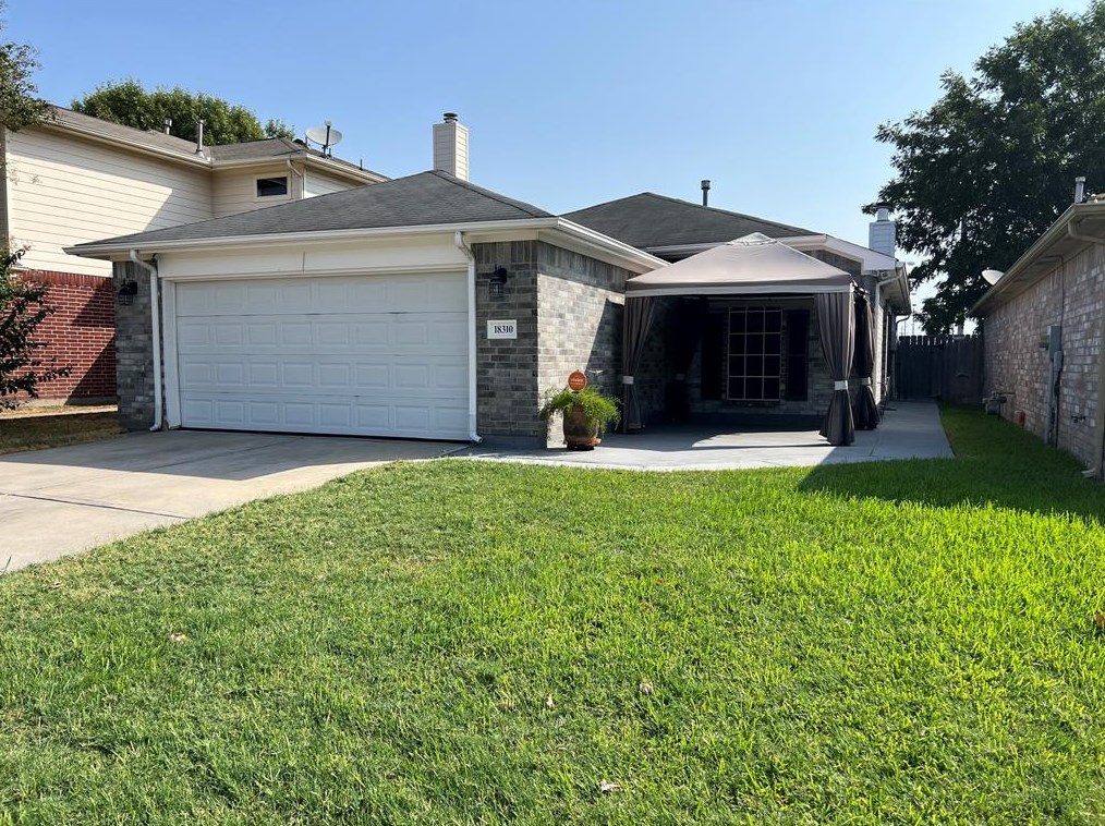 18310 Westlock St, Tomball TX  77377-7933 exterior