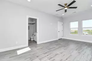 1008 20th St, Dickinson, TX 77539 - Photo 22