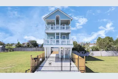 1008 20th Street, Dickinson, TX 77539 - Photo 1