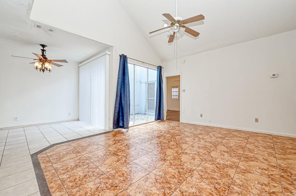 10725 Boardwalk St, Houston TX  77042-2317 exterior