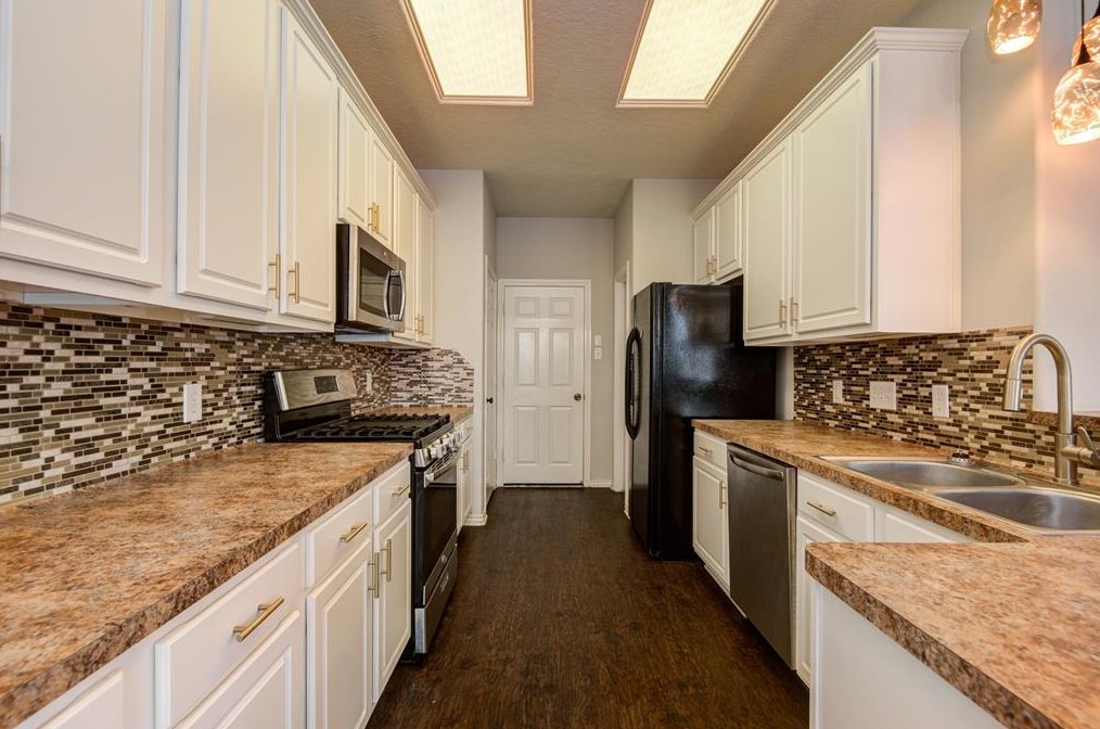 9031 Elm Drake Ln, Humble TX 77338-1170 exterior