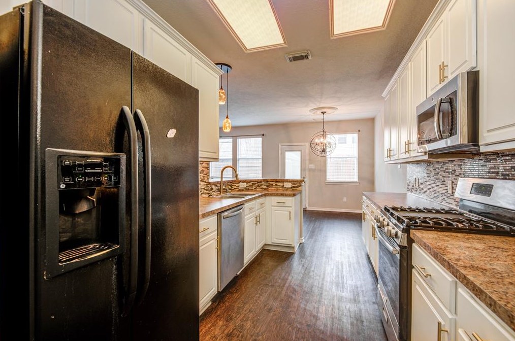 9031 Elm Drake Ln, Humble TX 77338-1170 exterior