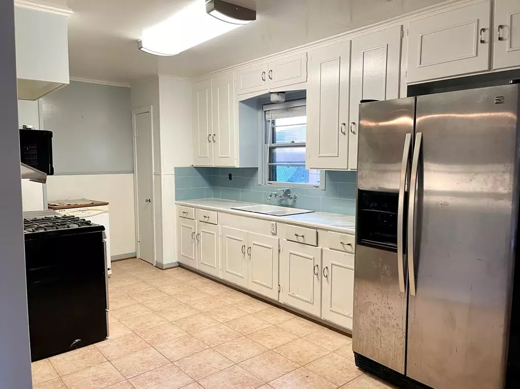 6443 Country Club Dr, Houston, TX 77023