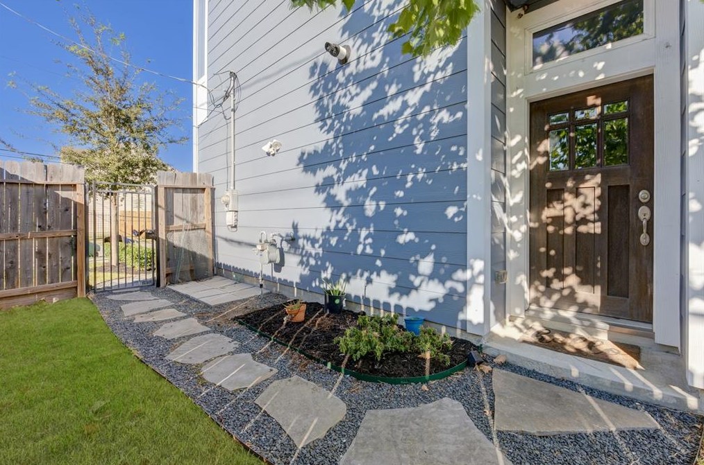 3202 Gillespie St, Houston, TX 77020