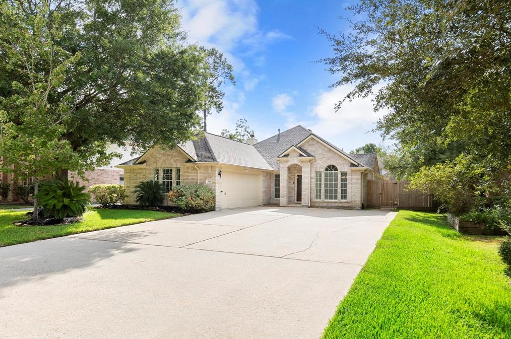 5703 Capella Park Dr, Spring TX  77379-2476 exterior