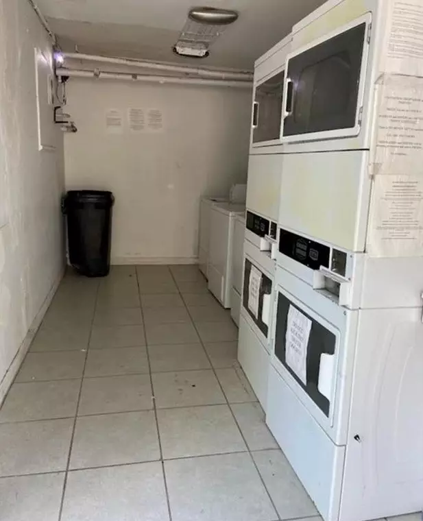 122 E Crosstimbers St #110, Houston, TX 77022