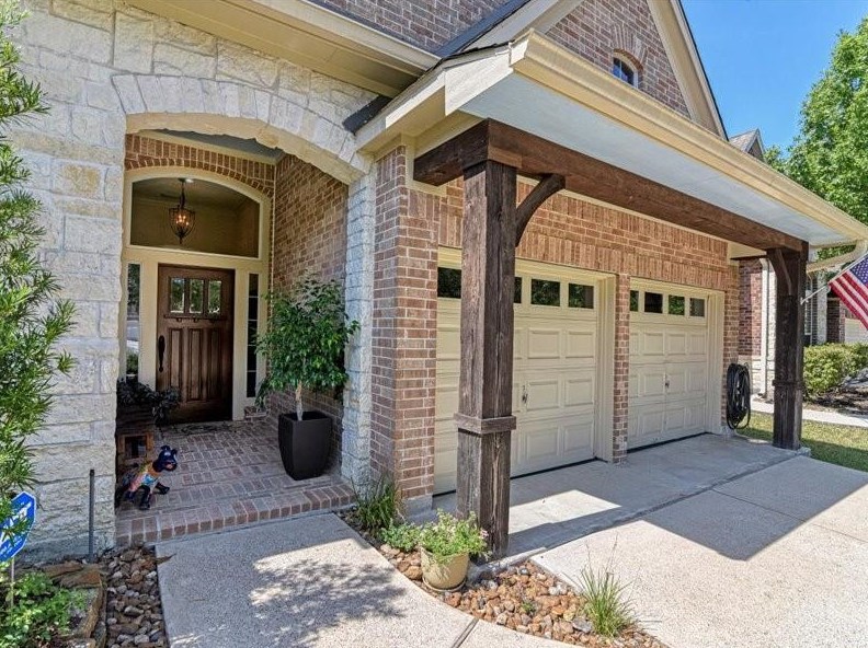 71 Tapestry Forest Pl, Spring, TX 77381-4846