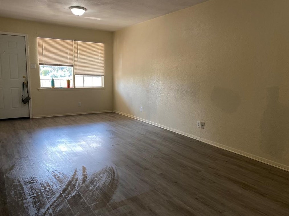 208 Kelly St #7, Chita, TX 75862