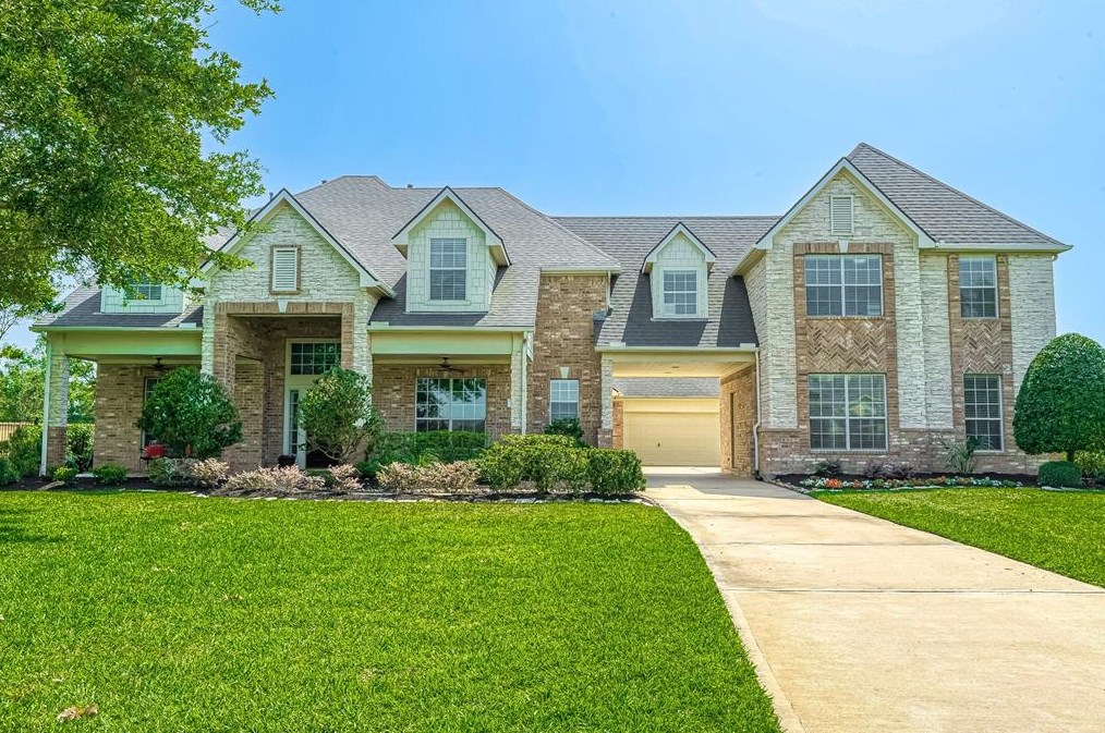 2310 Britton Ridge Dr, Katy, TX 77494-3936