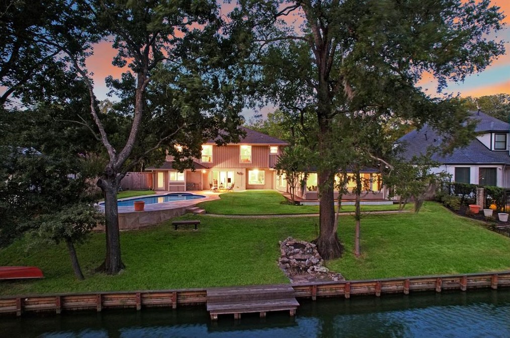 12318 Honeywood Trl, Houston, TX 77077-2426