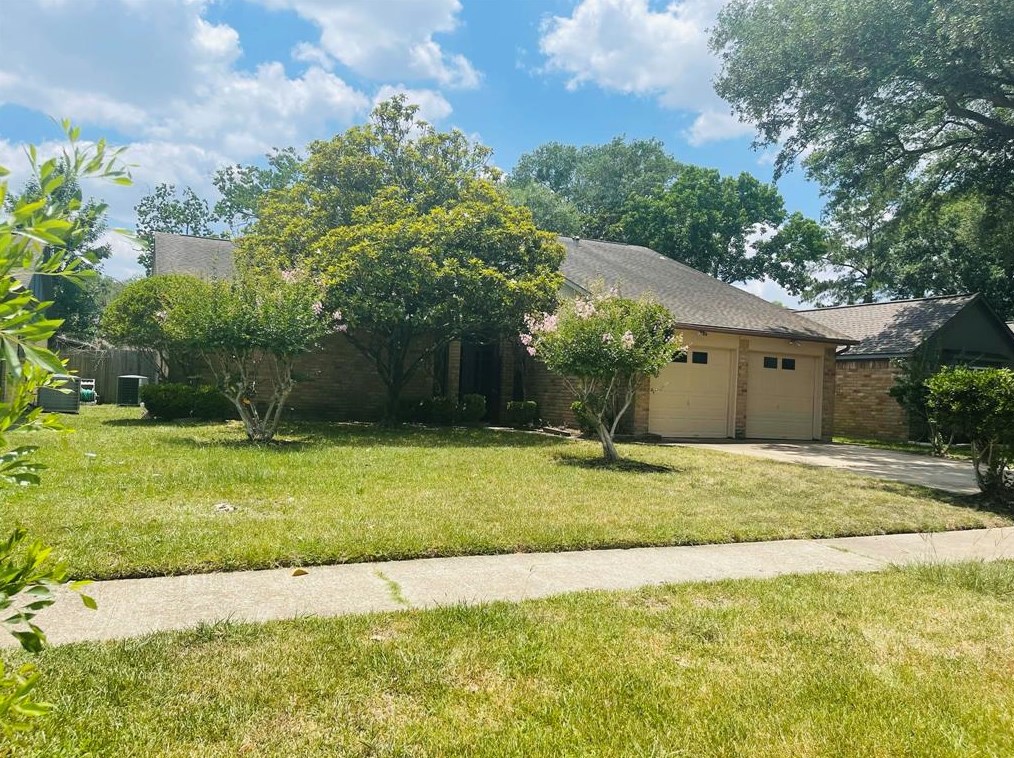 5315 Prairie Creek Dr, Houston, TX 77084-3061