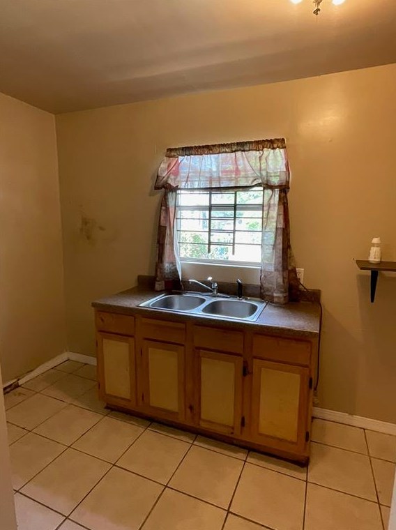 1107 Brk St, Houston TX  77009-8706 exterior
