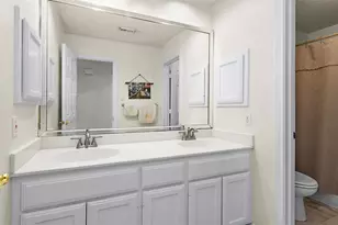 529 Stephen F Austin Dr, Conroe, TX 77302 - Photo 8