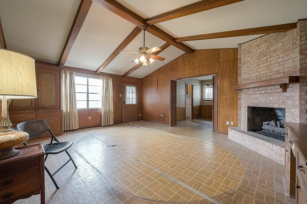 1051 Lehman St, Houston, TX 77018-1427