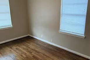 216 Schilling St, Baytown, TX 77520 - Photo 8