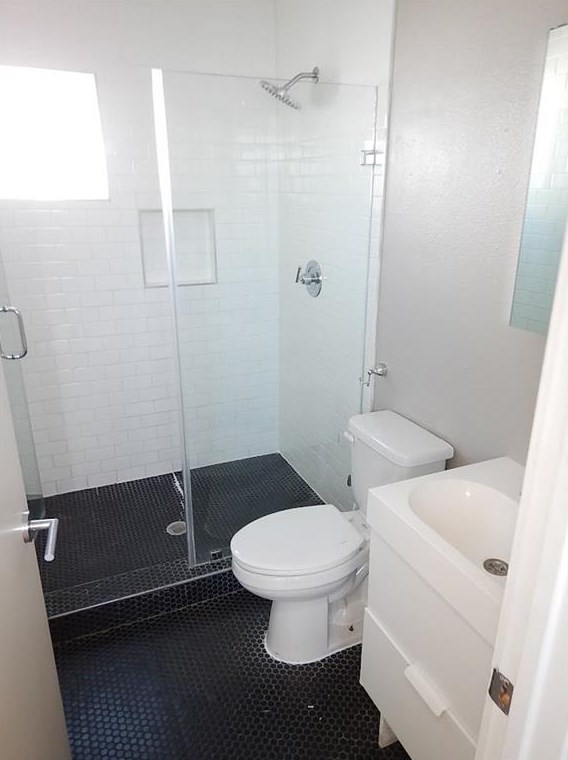 1416 Dumble St, Houston TX  77023-1320 exterior