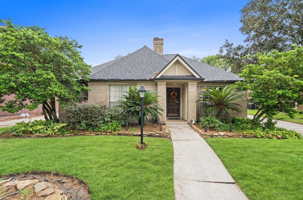 19107 Barry Ln, Humble, TX 77346