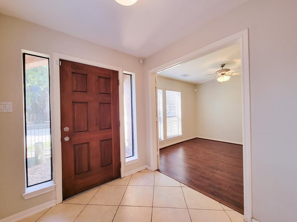 2717 La Branch St, Houston, TX 77004