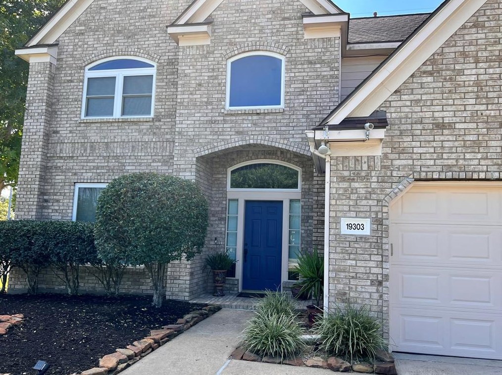 19303 Oak Station Dr, Humble, TX 77346