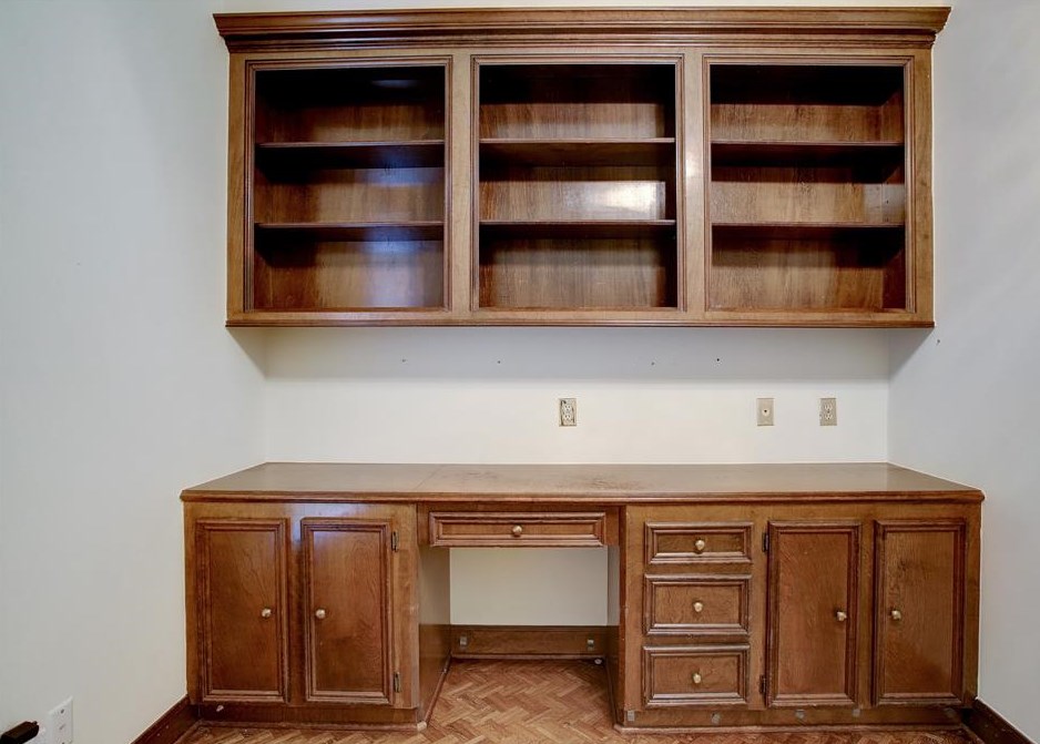 4230 Byron St, Houston TX  77005-3628 exterior