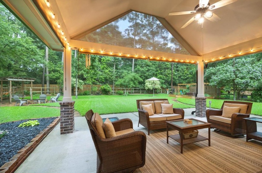 5606 Sugar Bush Dr, Magnolia, TX 77354-5097