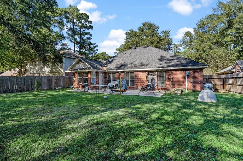 9923 Leamington Dr, Houston TX 77070-1846 exterior