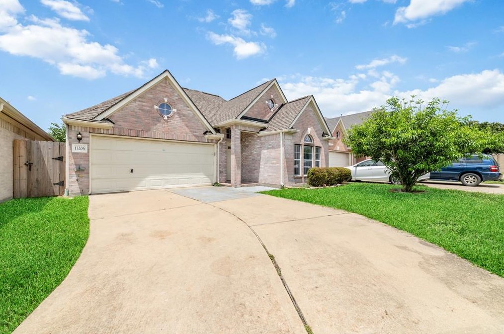 13206 Rustic Garden Dr, Houston, TX 77083