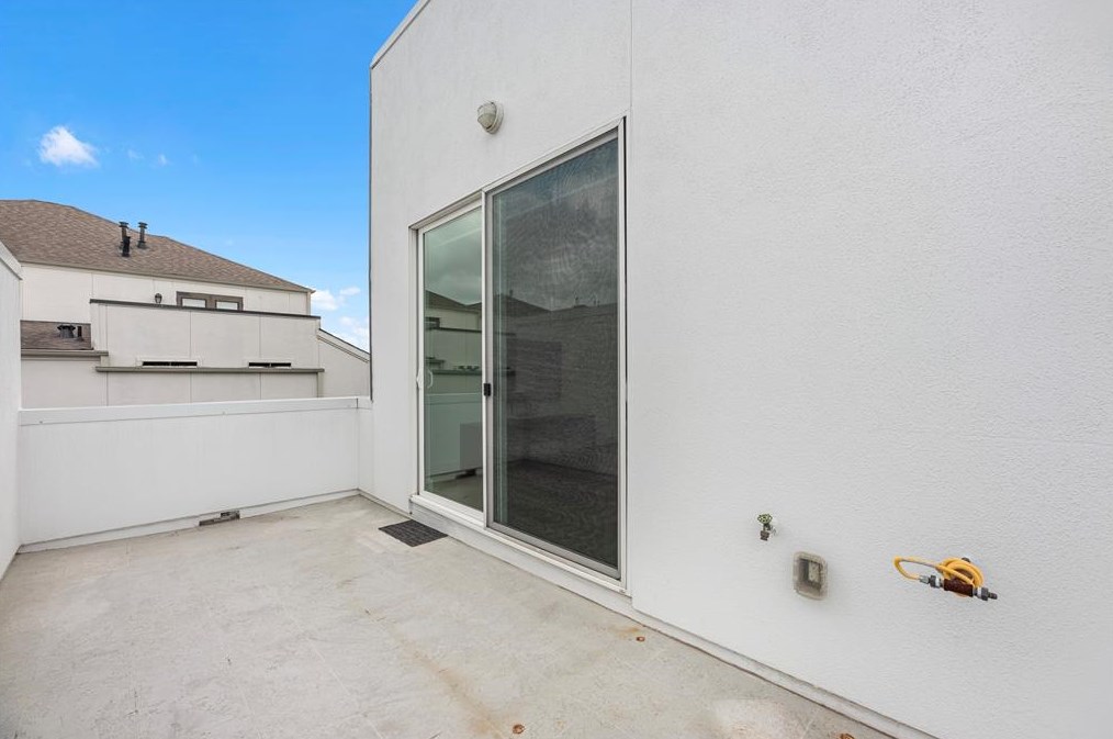 434 Bell St, Houston TX  77019-4435 exterior