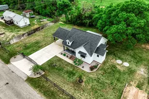 2021 Strangmeier Rd, Brenham, TX 77833 - Photo 28