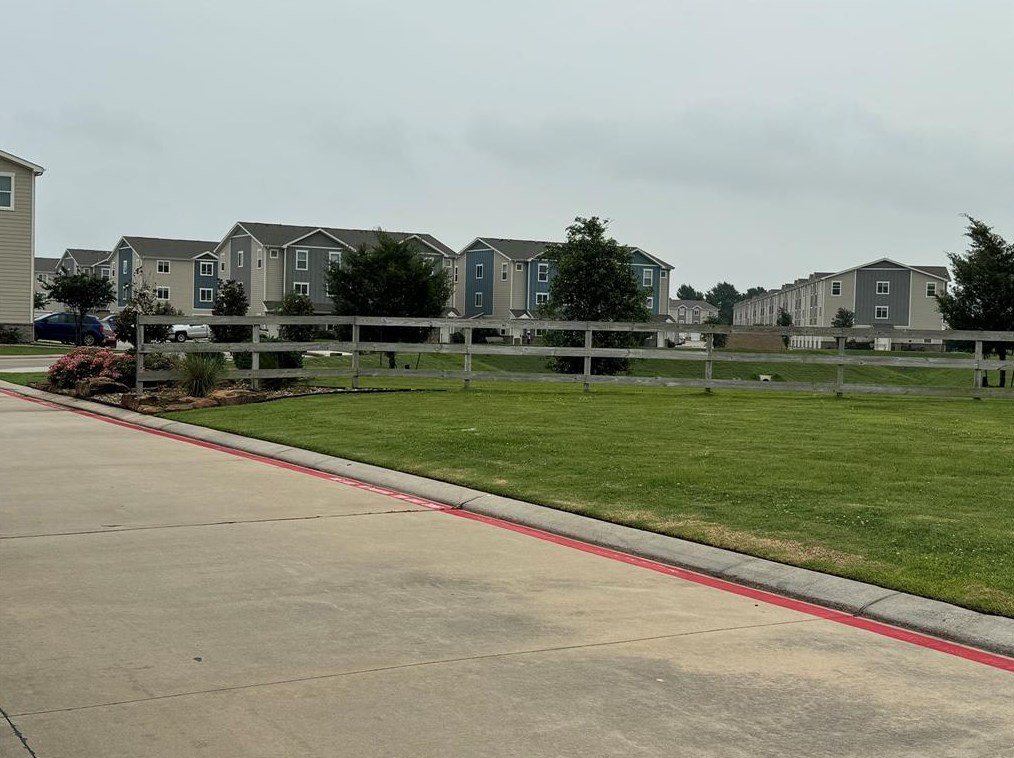 21155 Gosling Rd, Spring TX  77388-4403 exterior