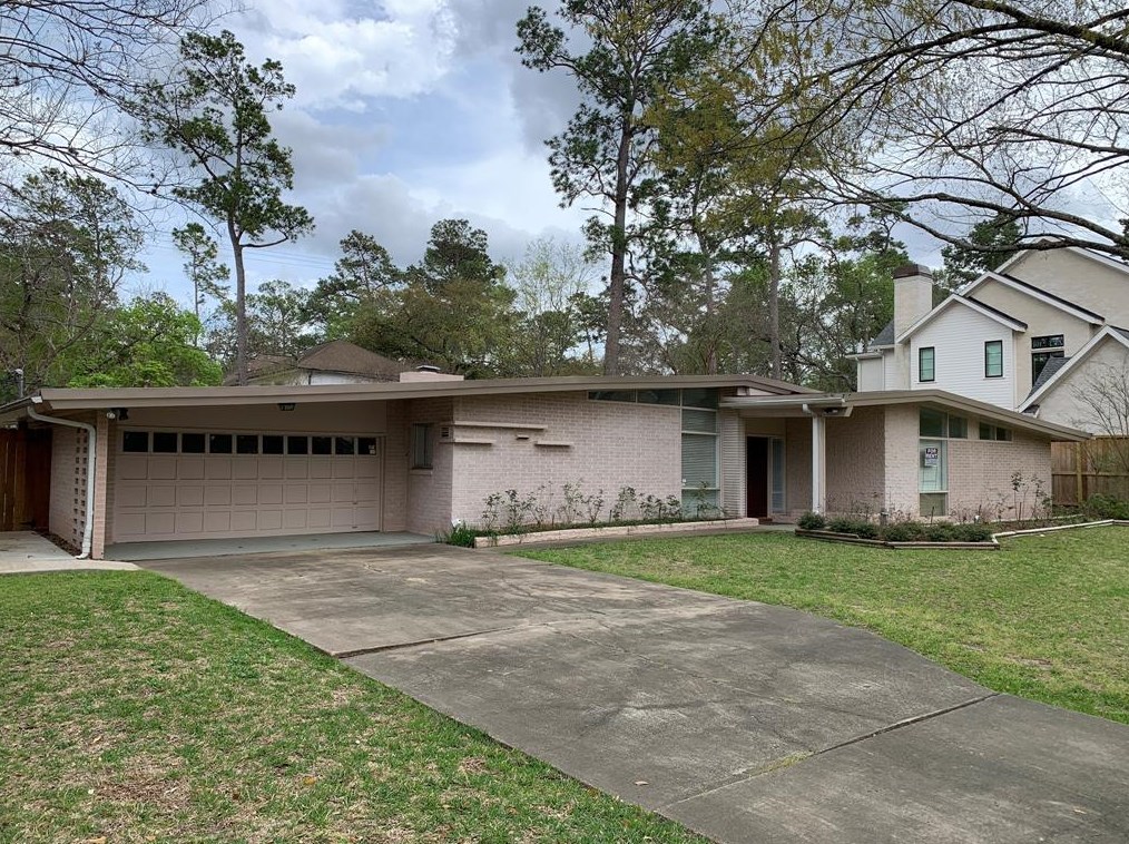 422 Ripple Creek Dr, Houston, TX 77024