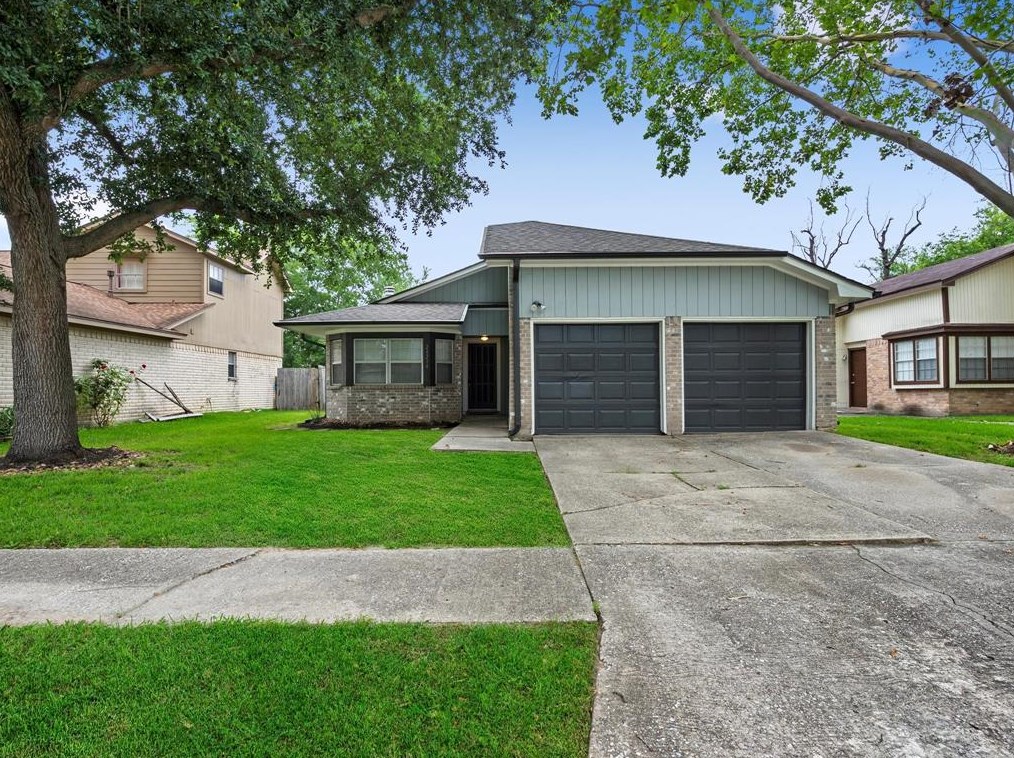 24214 Landing Way Dr, Spring, TX 77373