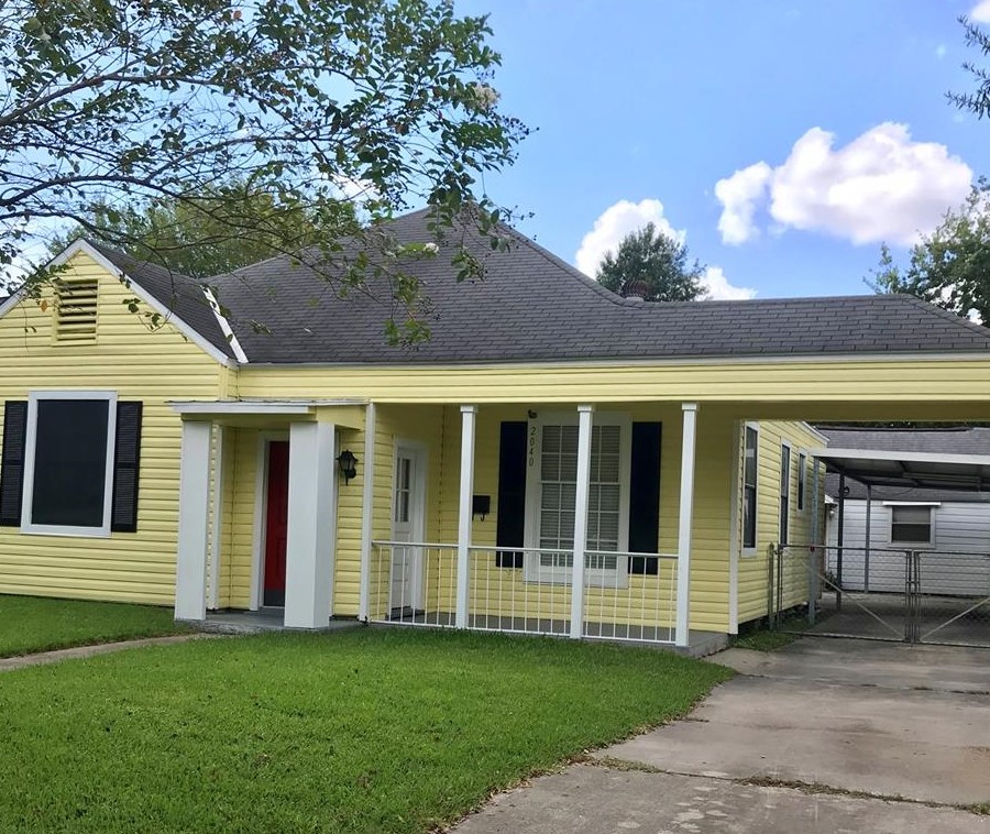 2040 Pasadena St, Houston, TX 77023-2529