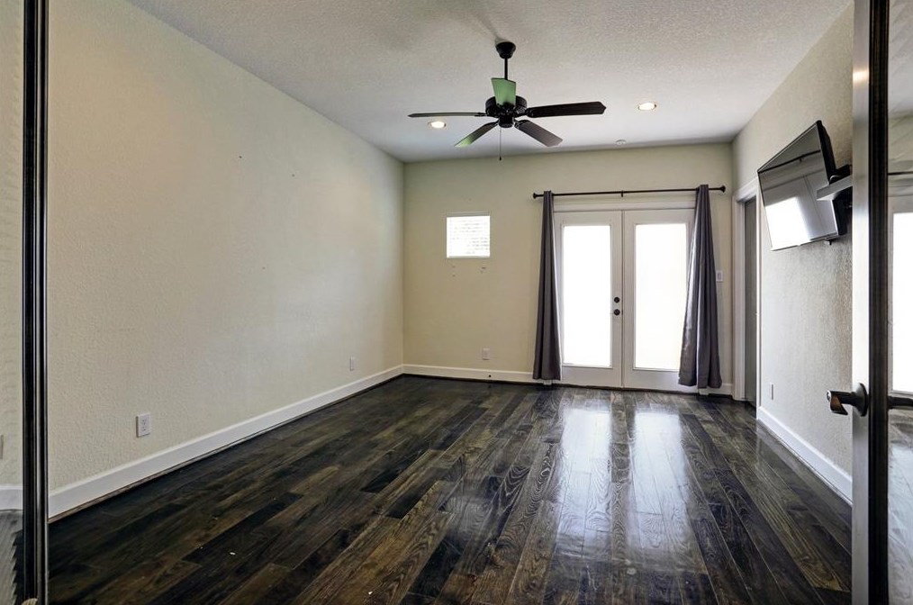 908 Patterson St, Houston, TX 77007