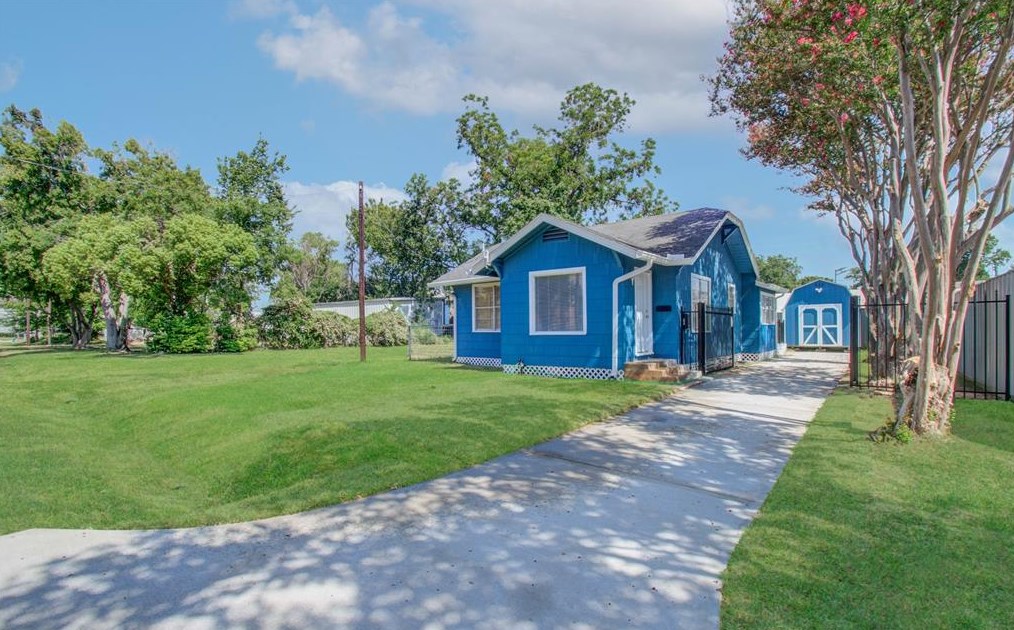1108 Kern St, Houston, TX 77009