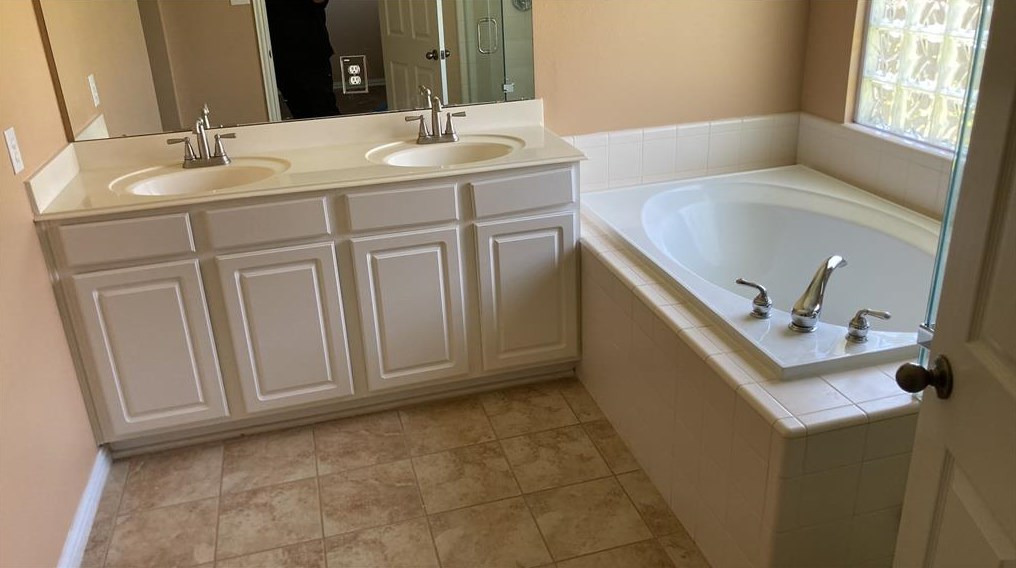 19830 Broadhead Manor Dr, Spring TX  77379-2827 exterior